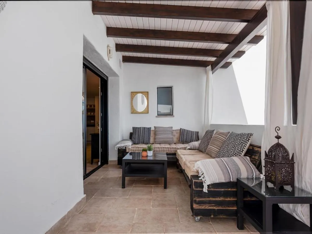 Frontline Mediterranean Escape Marbella 0*,  Espanha