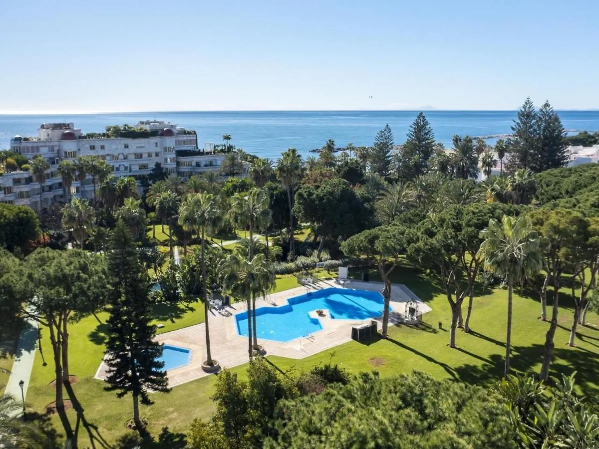 Frontline Mediterranean Escape Marbella Apartamento